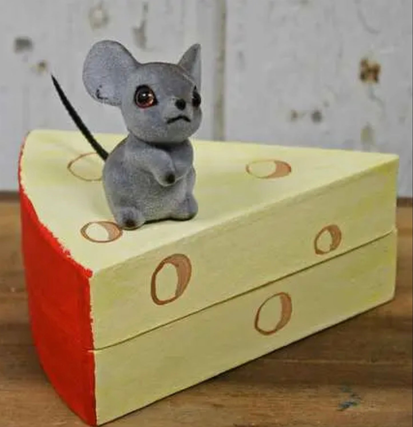 Paper Mache Cake Slice Shaped Box 4.5”x3.5”x2”